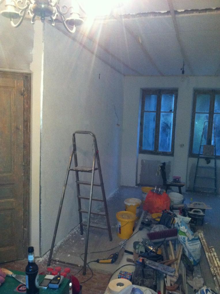 SALLE 001